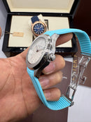 Patek Philippe Aquanaut - Prata / Azul - Mostrador Branco